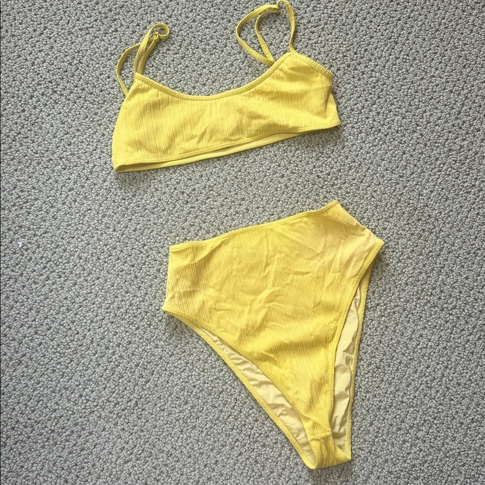 Frankie’s Bikinis high waisted high cut yellow bikini set M